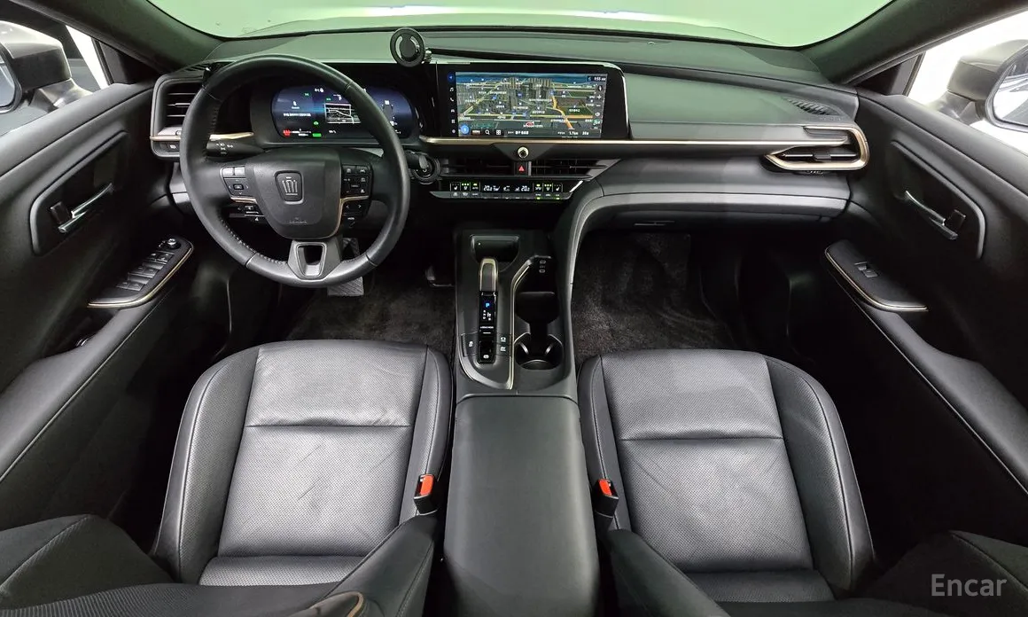 Toyota Crown 2023 2.5 4WD Hybrid