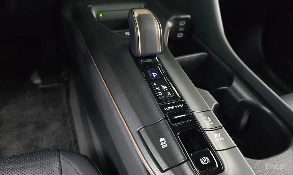 Toyota Crown 2023 2.5 4WD Hybrid