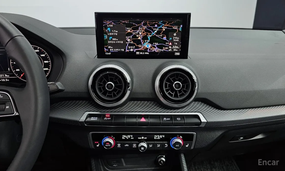 Audi Q2 2017 35 TDI Premium