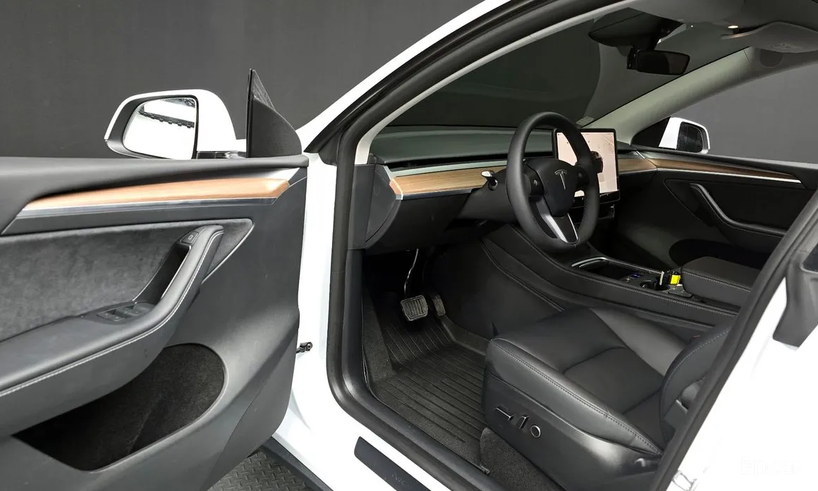 Tesla Model Y 2020 RWD