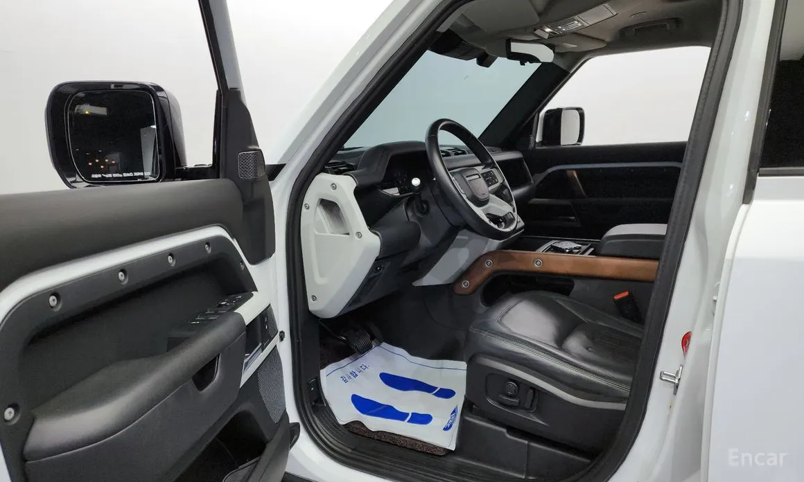 Land Rover Defender 2020 110 D300 HSE