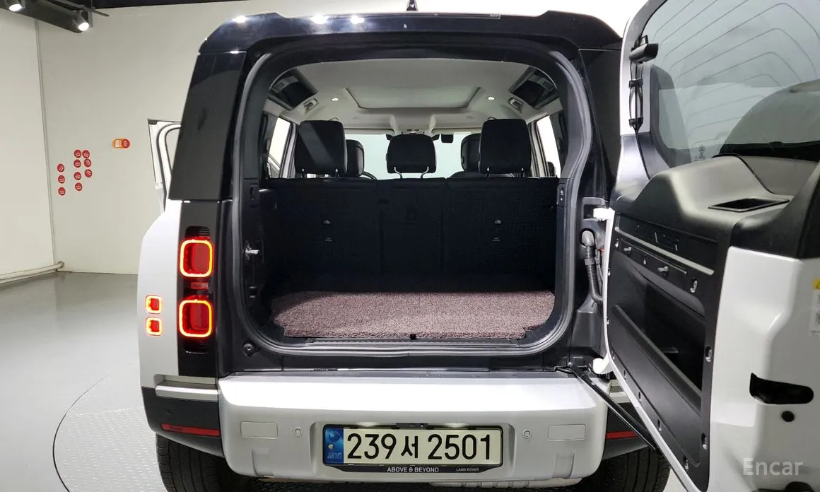 Land Rover Defender 2020 110 D300 HSE