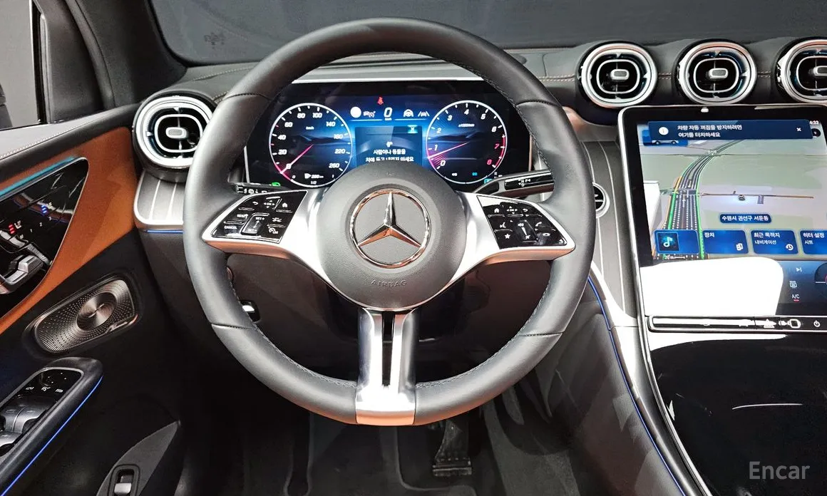 Mercedes-Benz GLC-Class 2023 GLC 300 4MATIC Avantgarde