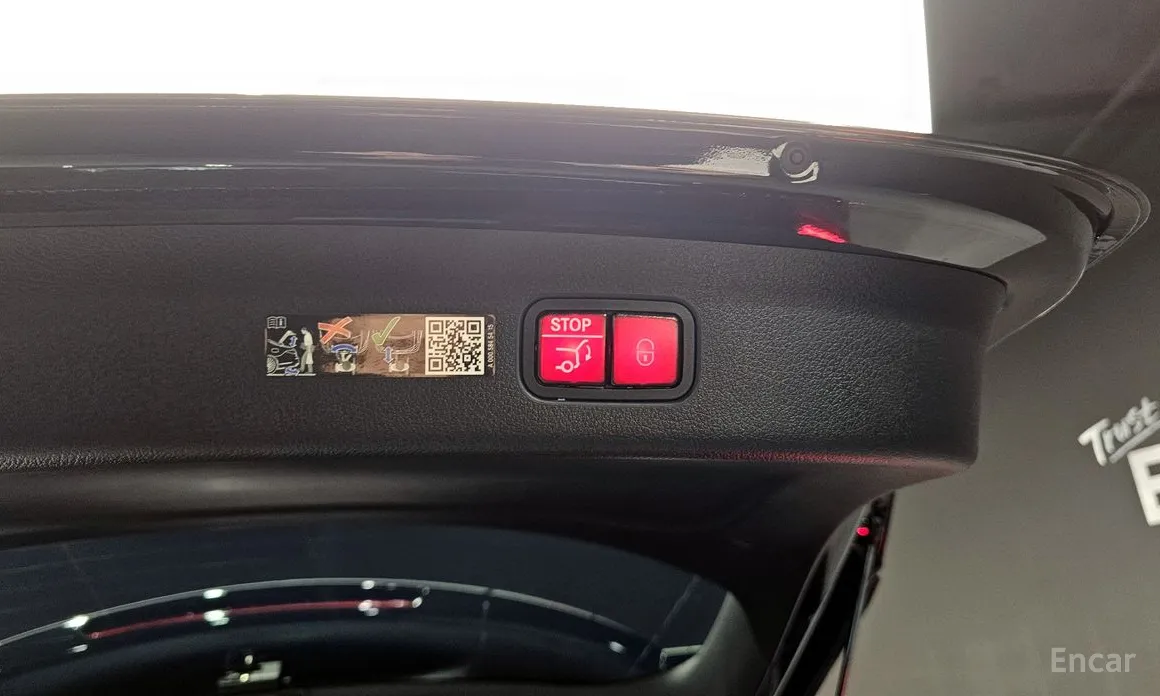 Mercedes-Benz GLC-Class 2023 GLC 300 4MATIC Avantgarde