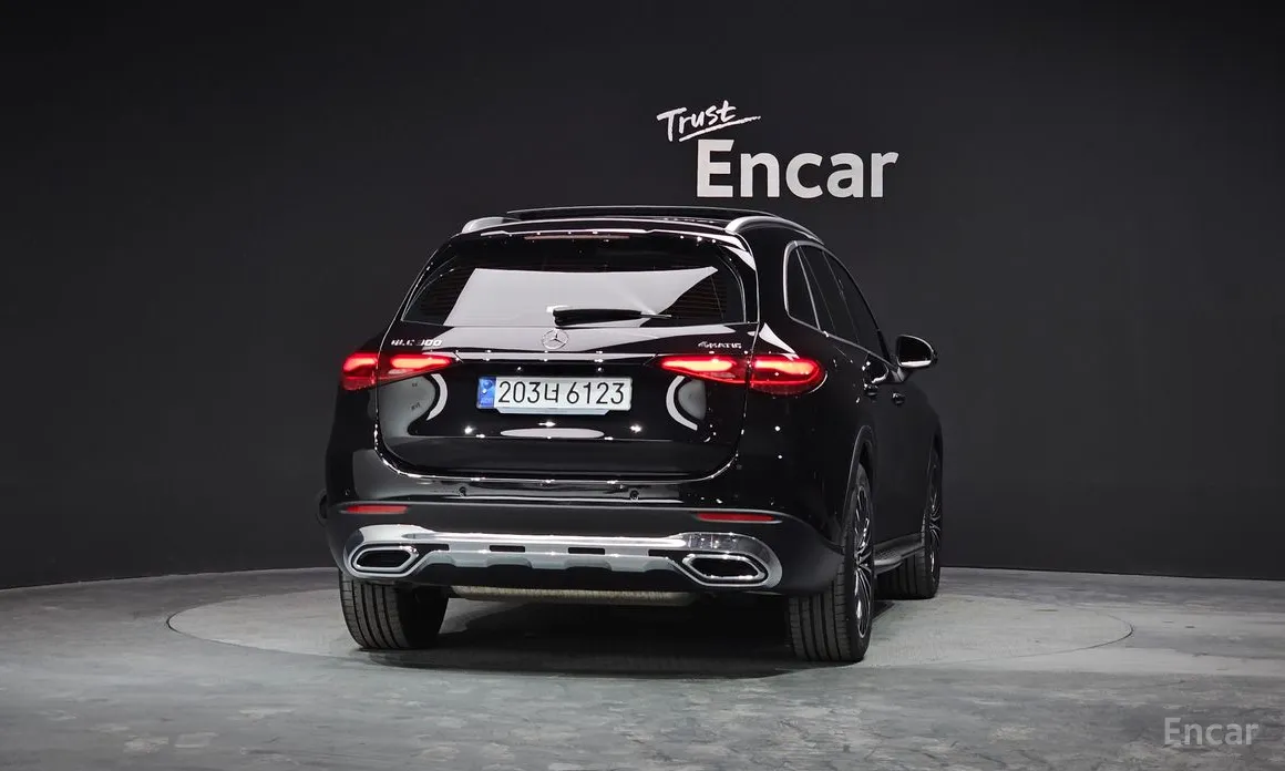 Mercedes-Benz GLC-Class 2023 GLC 300 4MATIC Avantgarde