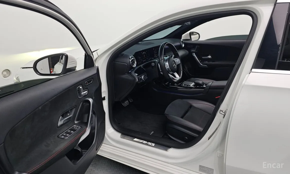 Mercedes-Benz A-Class 2019 AMG A35 4MATIC Sedan