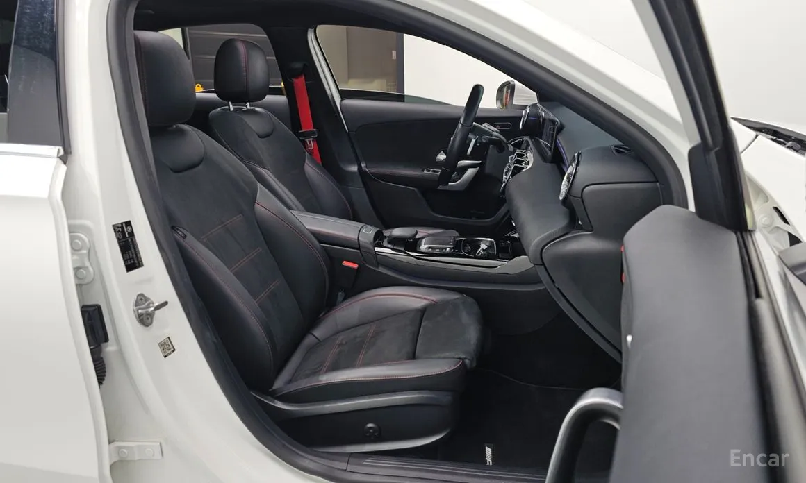 Mercedes-Benz A-Class 2019 AMG A35 4MATIC Sedan