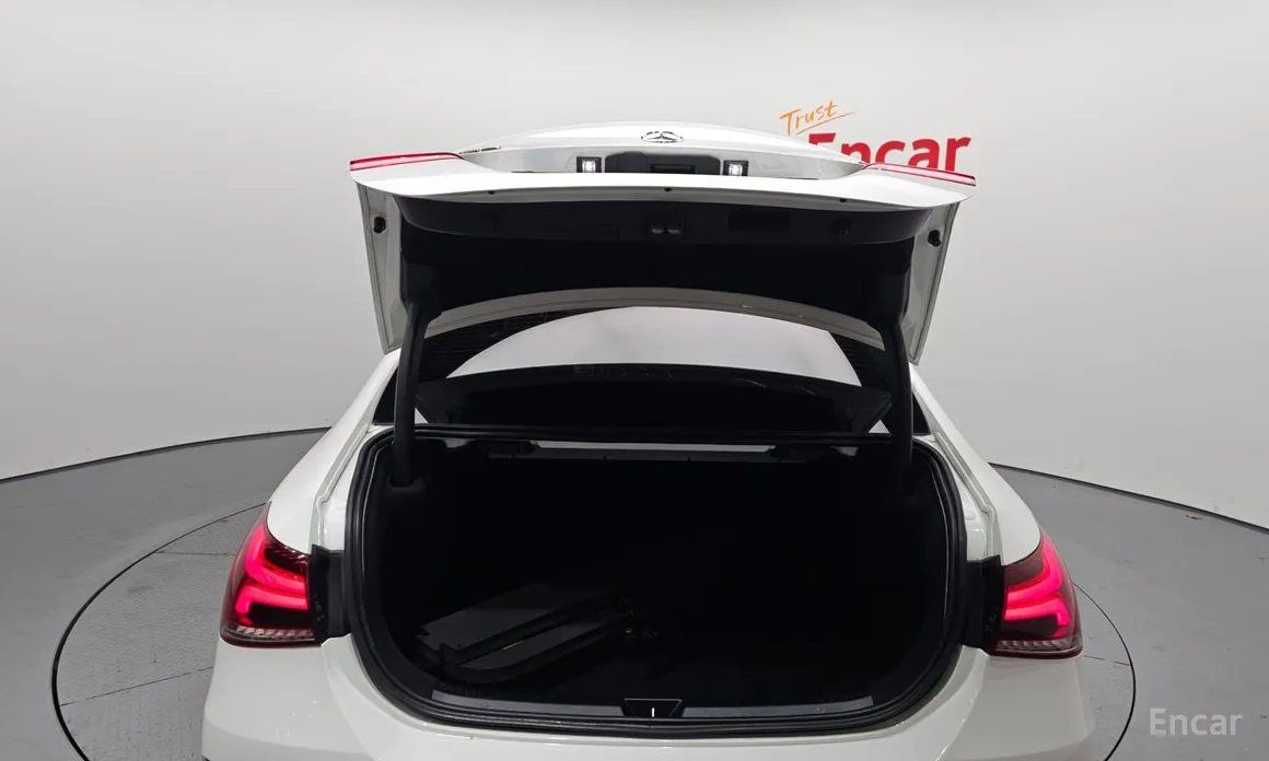 Mercedes-Benz A-Class 2019 AMG A35 4MATIC Sedan