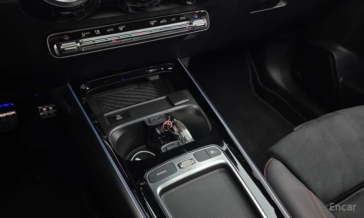 Mercedes-Benz GLB-Class 2020 GLB250 4MATIC