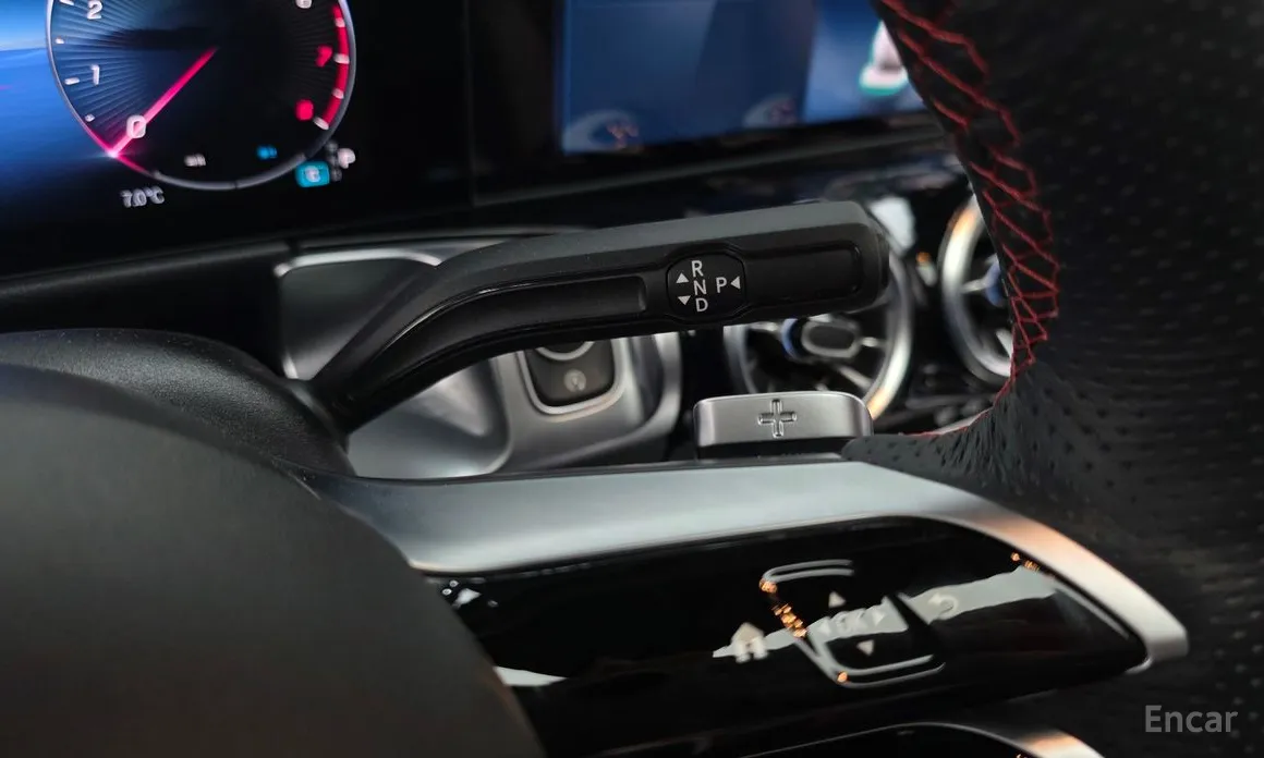 Mercedes-Benz GLB-Class 2020 GLB250 4MATIC