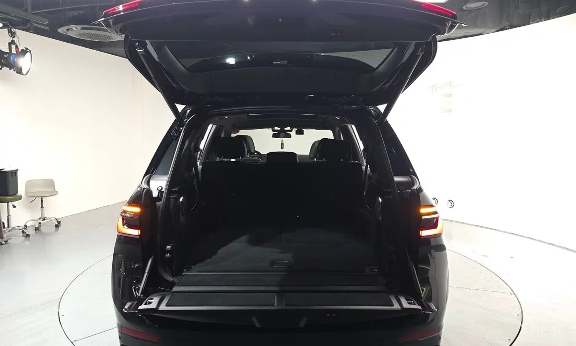 BMW X7 2019 xDrive 40d Design Pure Excellence 7-Seater