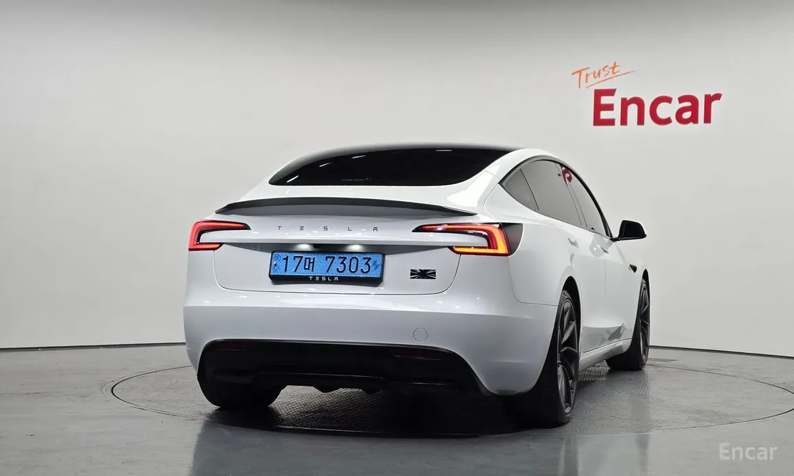 Tesla Model 3 2017 Performance