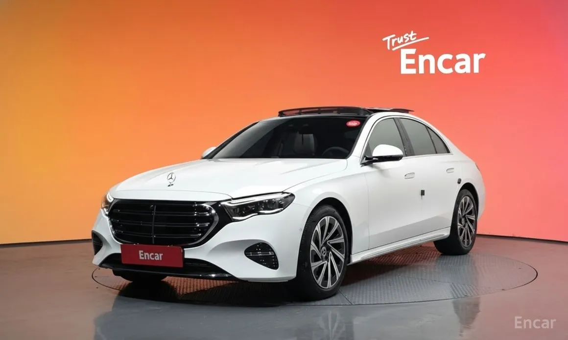 Mercedes-Benz E-Class 2024 E300 4MATIC Exclusive