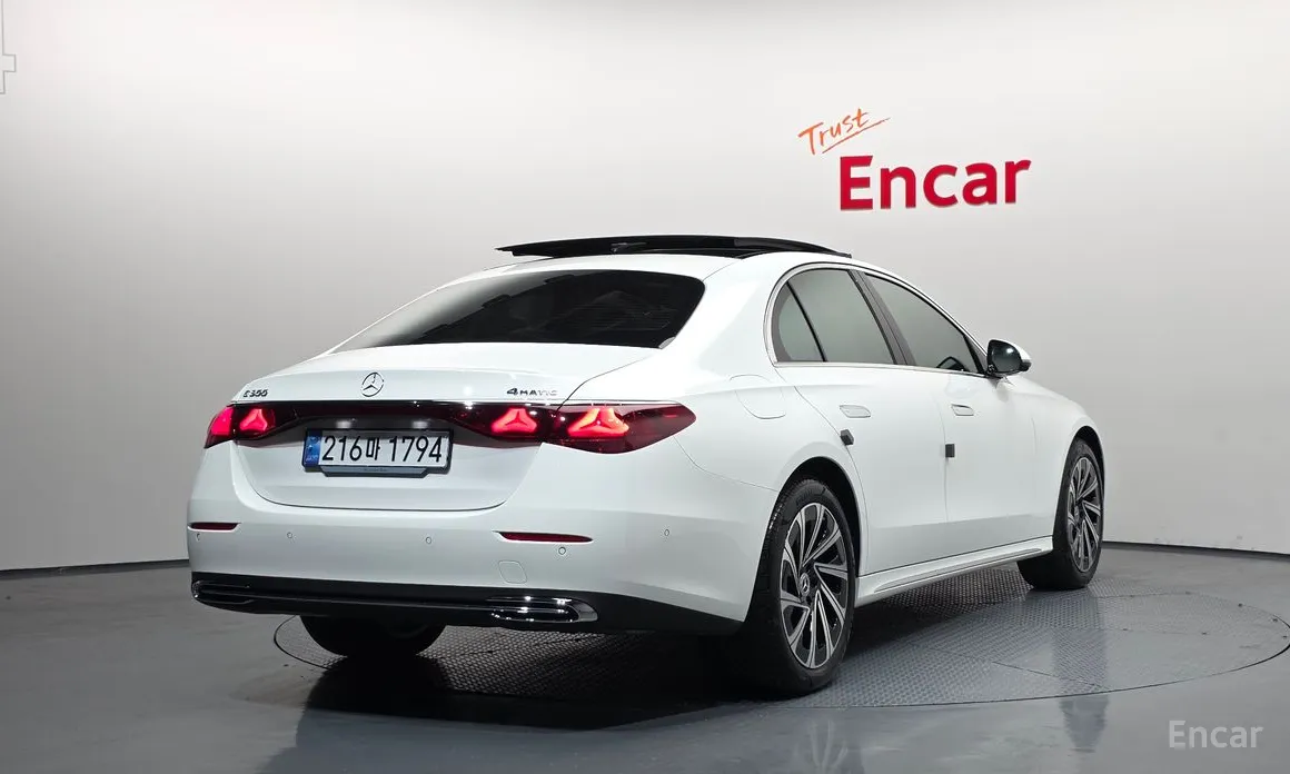 Mercedes-Benz E-Class 2024 E300 4MATIC Exclusive