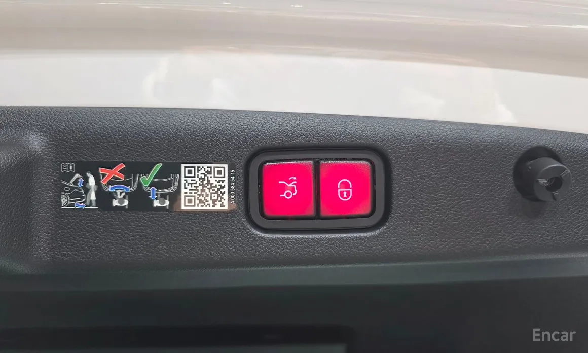 Mercedes-Benz E-Class 2024 E300 4MATIC Exclusive