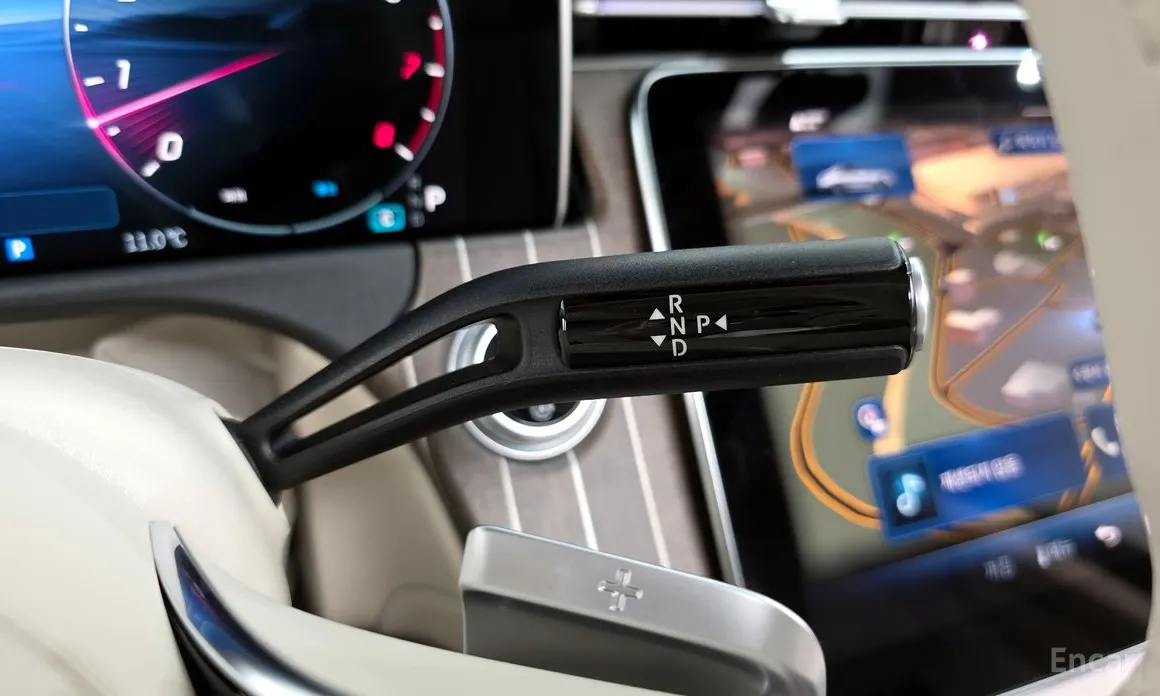 Mercedes-Benz E-Class 2024 E300 4MATIC Exclusive