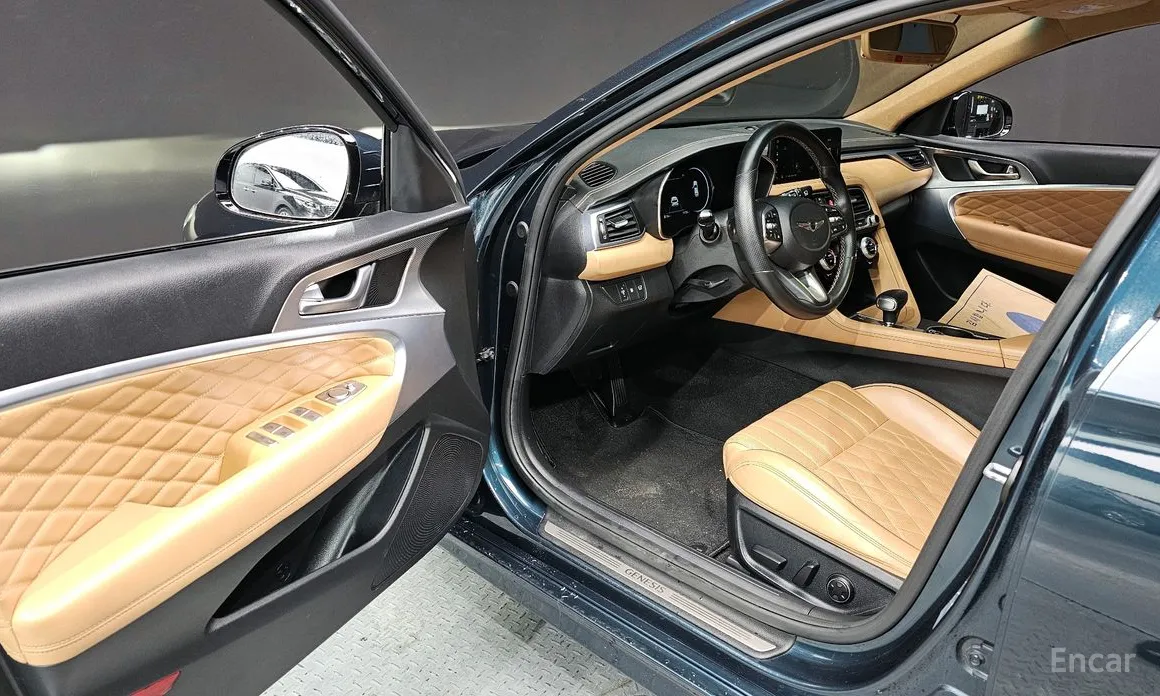 Genesis G70 2022 Gasoline 2.0T 2WD