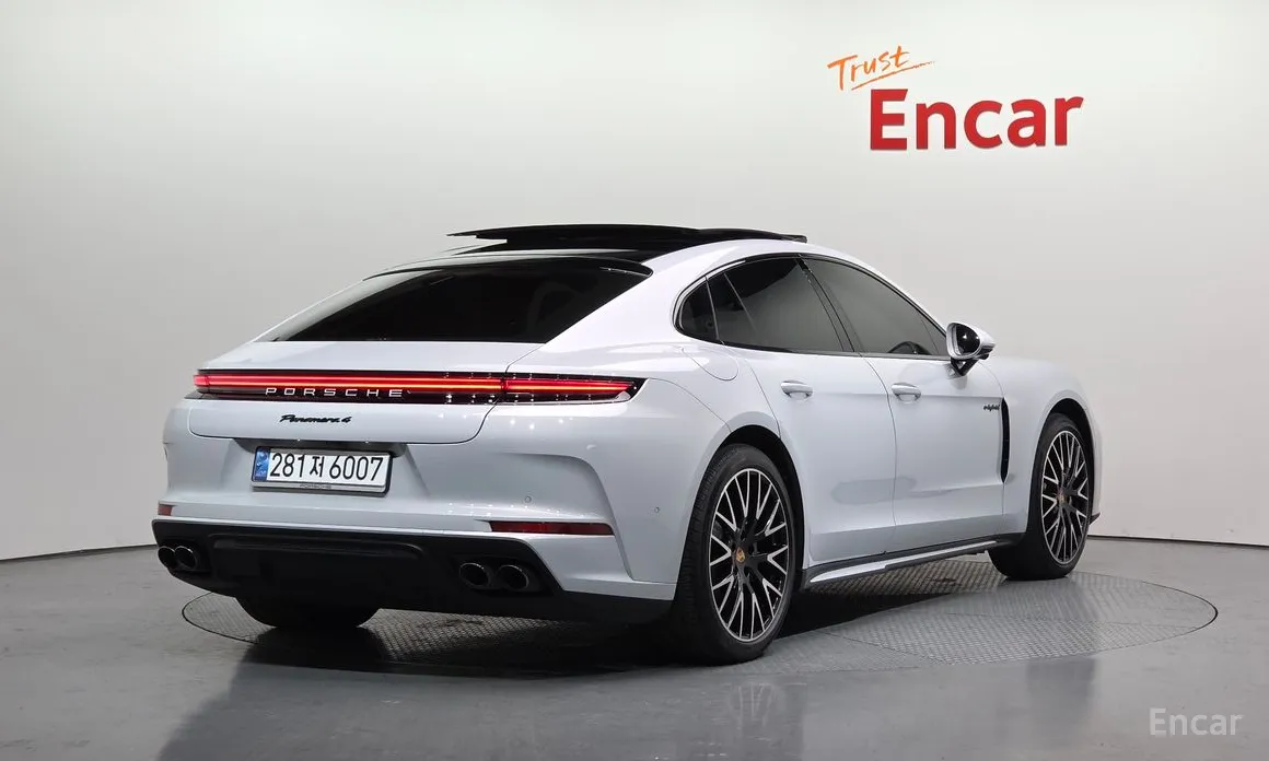 2024 Porsche Panamera