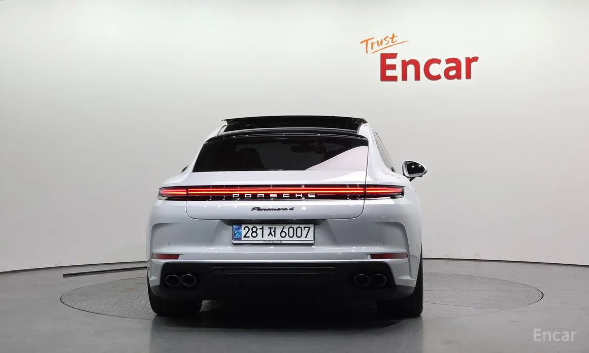 2024 Porsche Panamera
