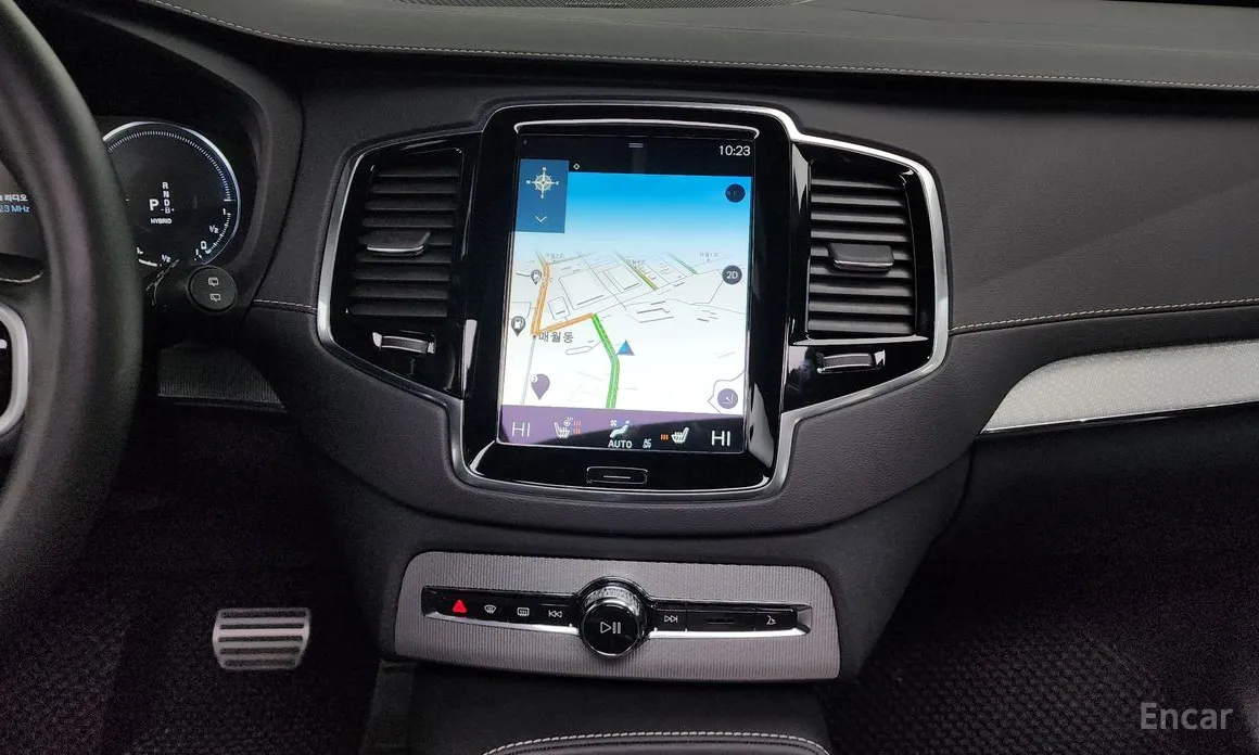 Volvo XC90 2016 T8 R-Design Hybrid