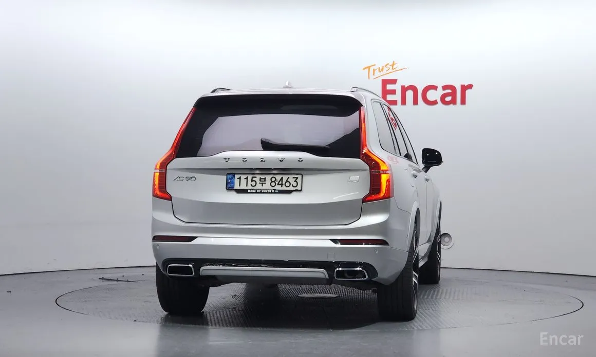 Volvo XC90 2016 T8 R-Design Hybrid