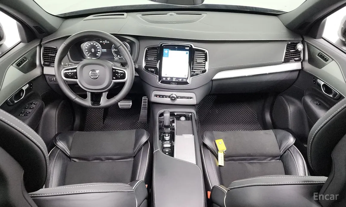 Volvo XC90 2016 T8 R-Design Hybrid