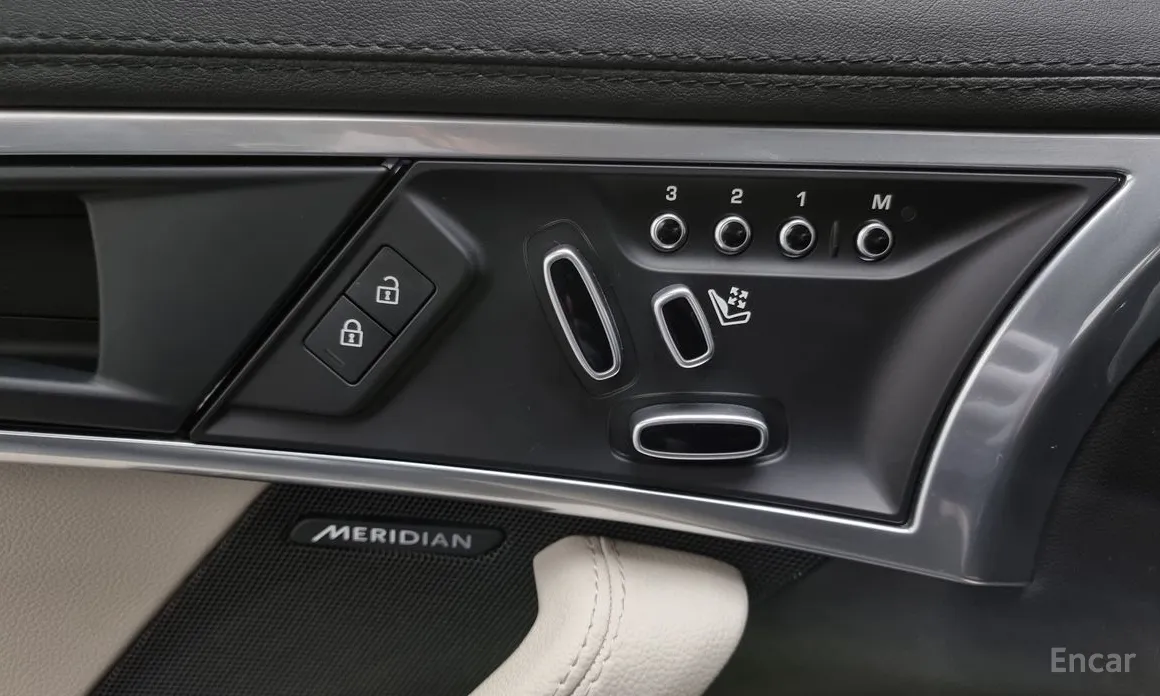 Jaguar F-Type 2013 P300 Coupe