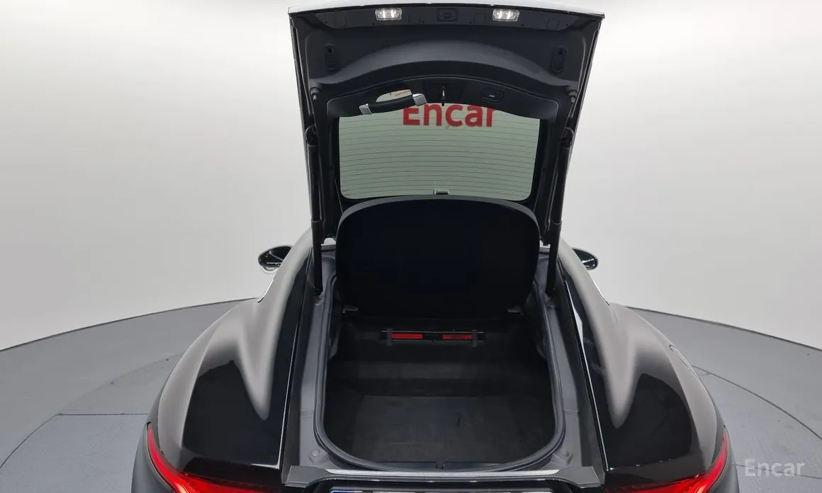 Jaguar F-Type 2013 P300 Coupe