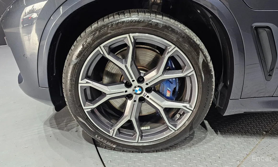 BMW X5 2019 xDrive 45e M Sport