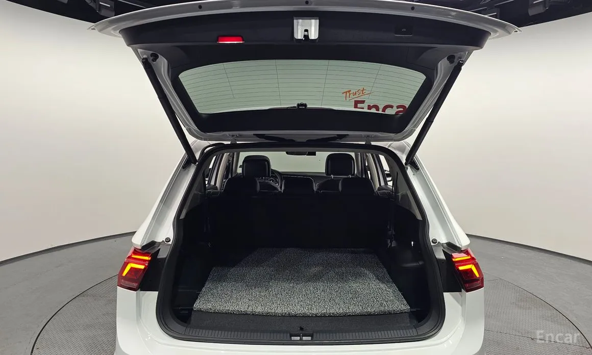 Volkswagen Tiguan 2018 2.0 TSI Prestige