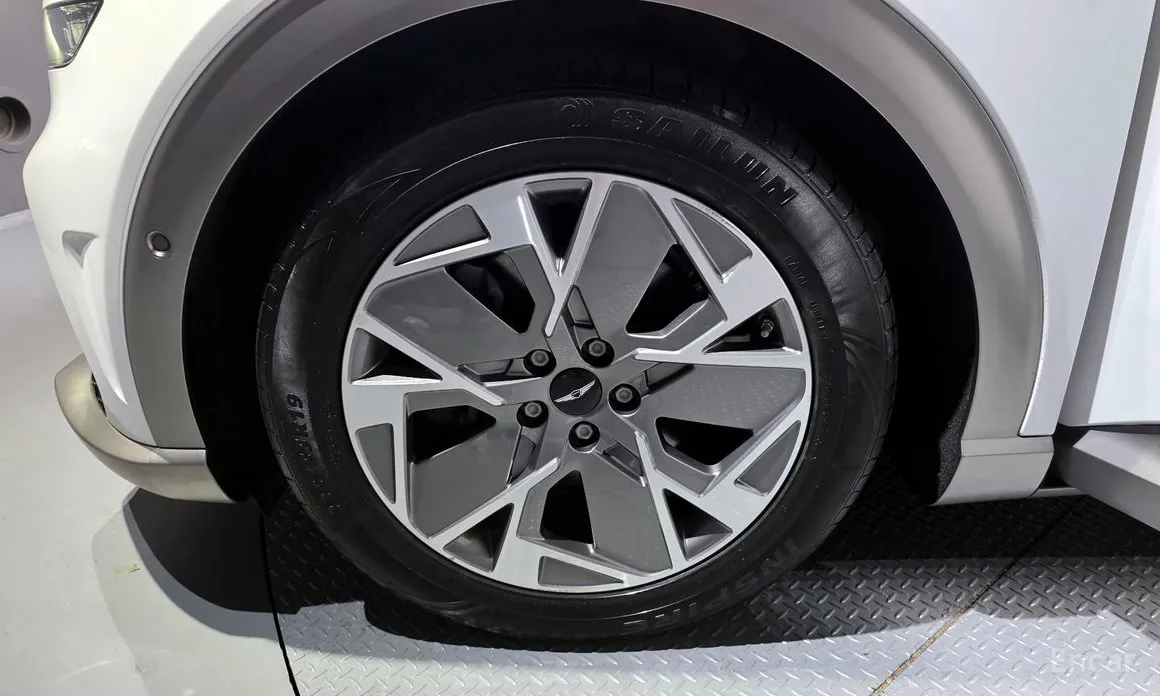 Genesis GV60 2021 Standard