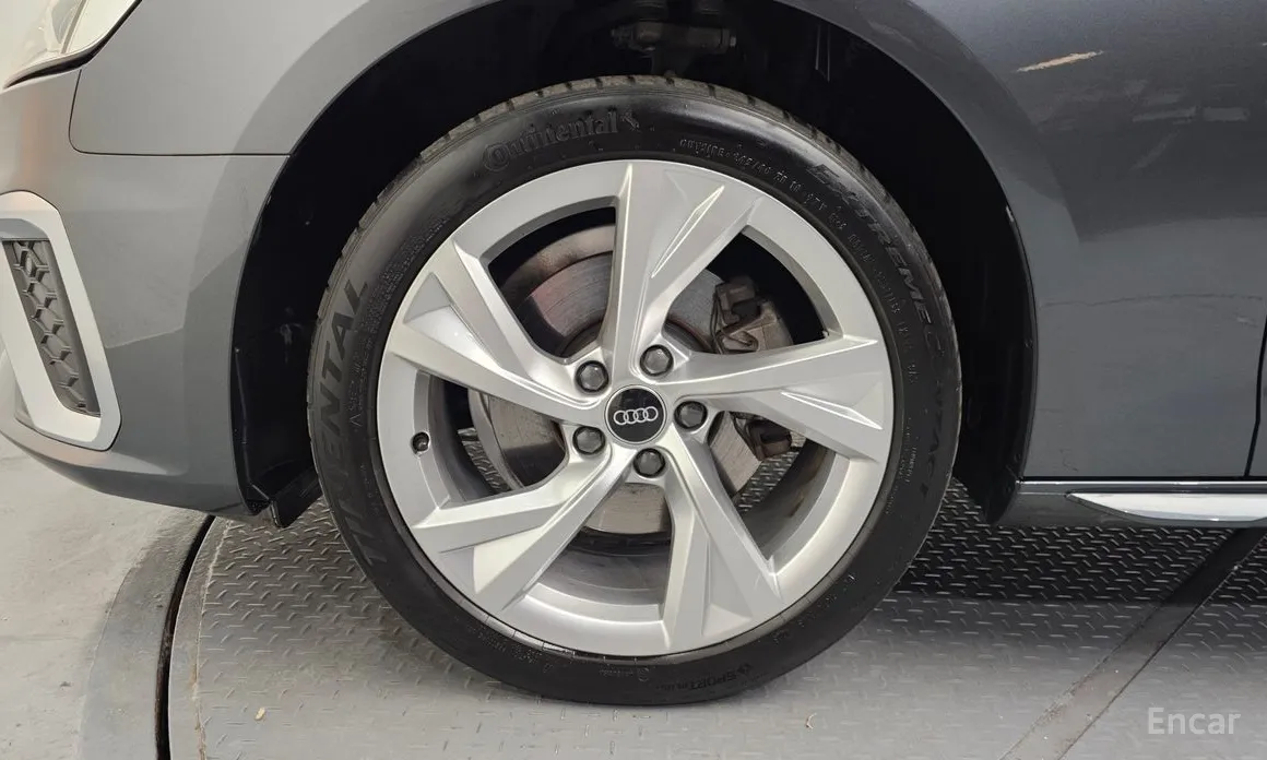 Audi A4 2016 40 TFSI Premium