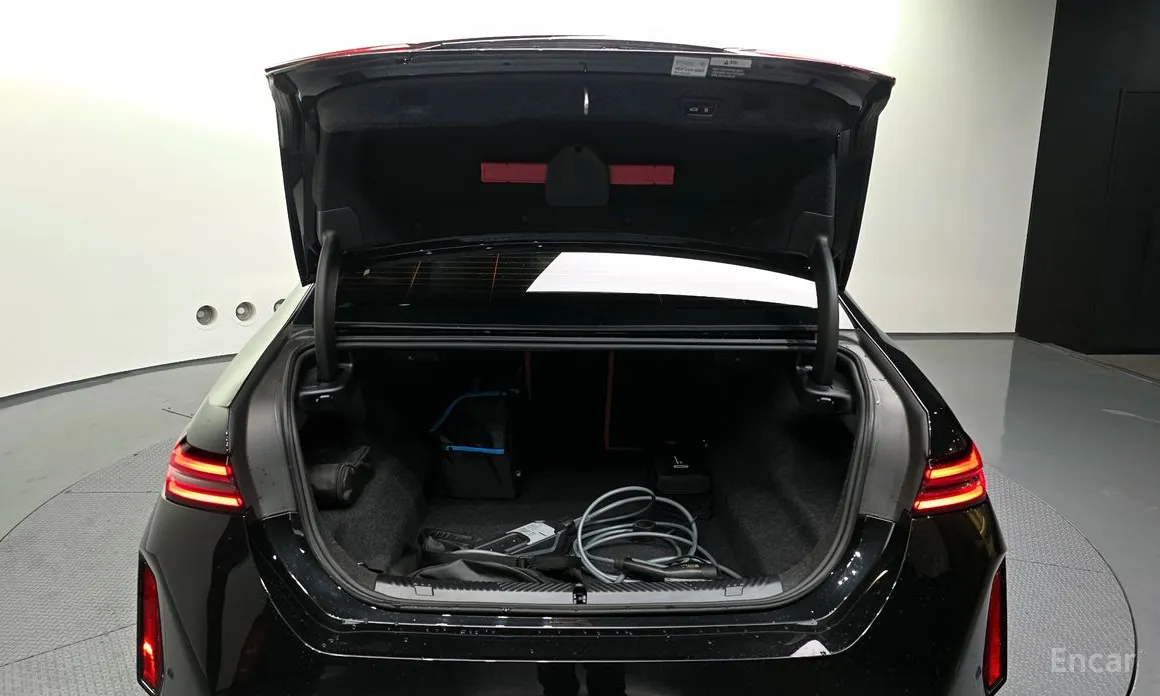 BMW M5 2024 M5 Sedan