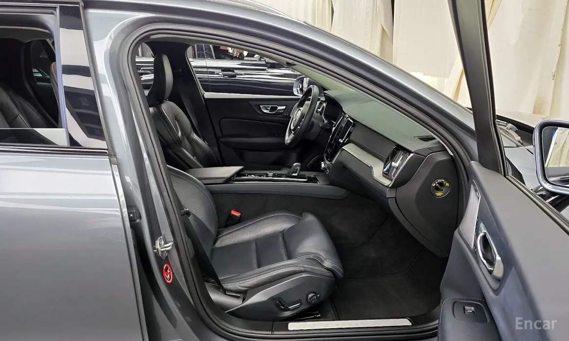Volvo V60 2019 B5 Pro AWD