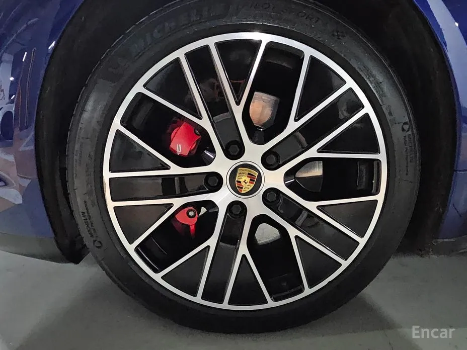 Porsche Taycan 2020 4S