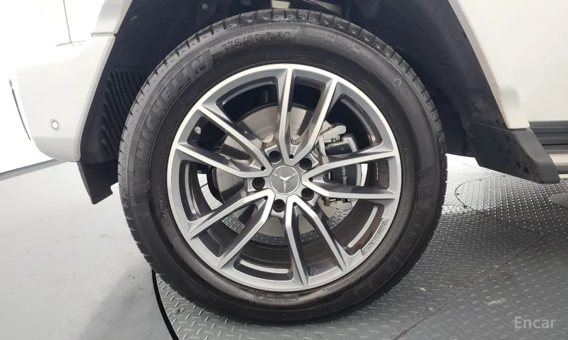 Mercedes-Benz G-Class 2024 G450d