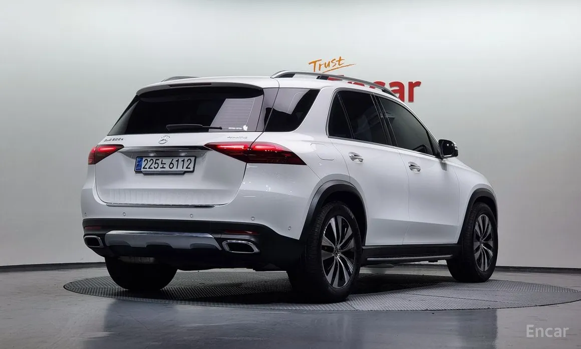 Mercedes-Benz GLE-Class 2019 GLE300d 4MATIC