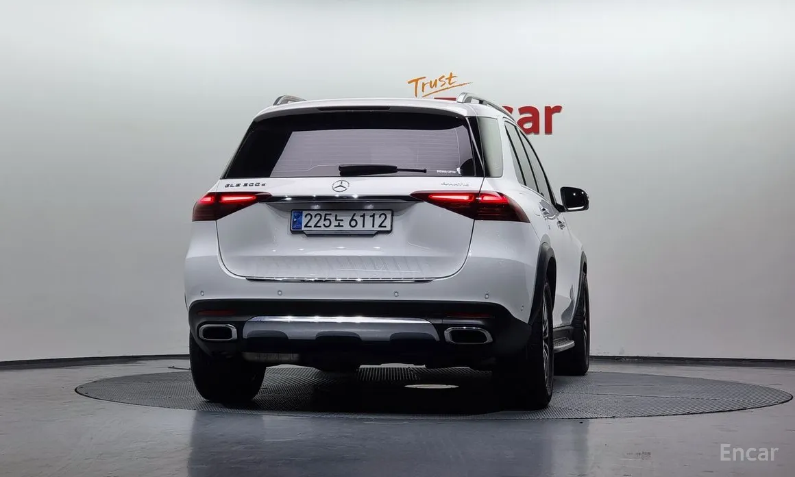 Mercedes-Benz GLE-Class 2019 GLE300d 4MATIC