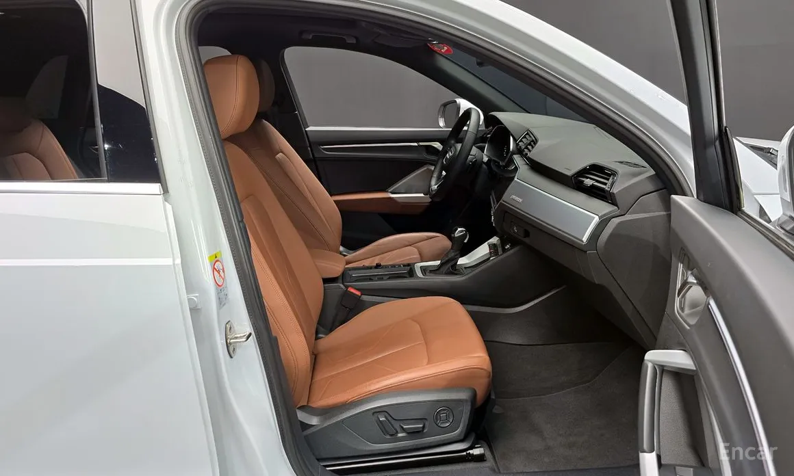 Audi Q3 2018 40 TFSI Quattro Premium