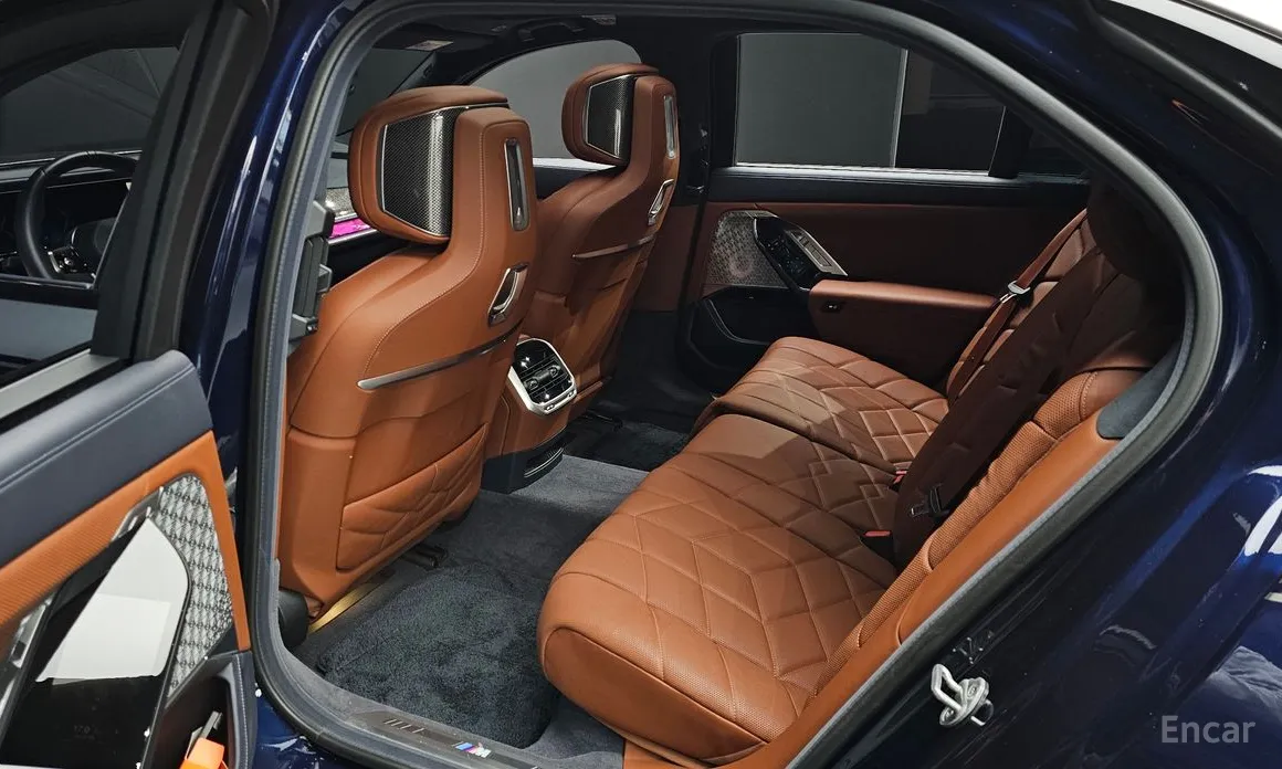 BMW i7 2022 xDrive 60 M Sport Individual