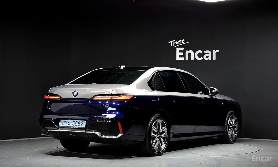 BMW i7 2022 xDrive 60 M Sport Individual