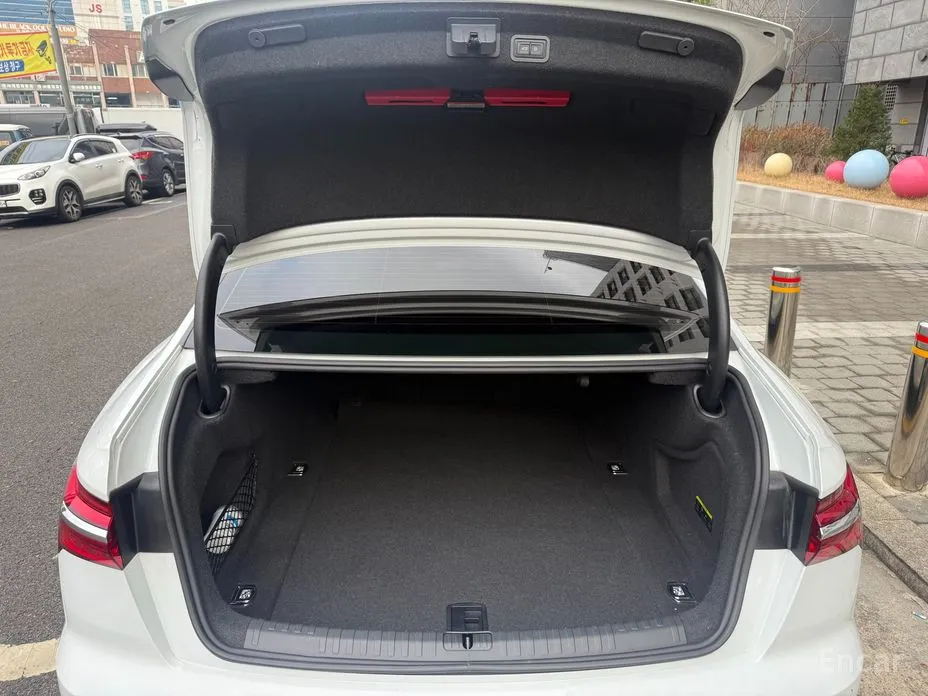 Audi A6 2019 45 TFSI Quattro Premium