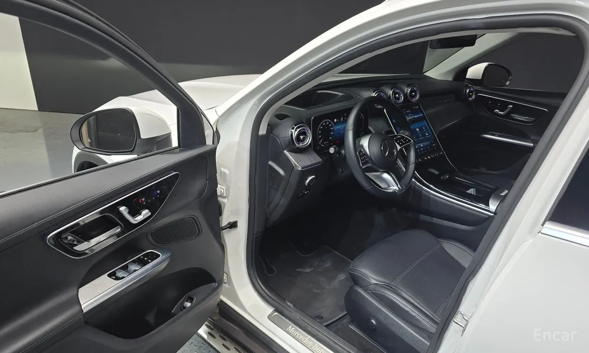 Mercedes-Benz GLC-Class 2023 GLC220 d 4MATIC