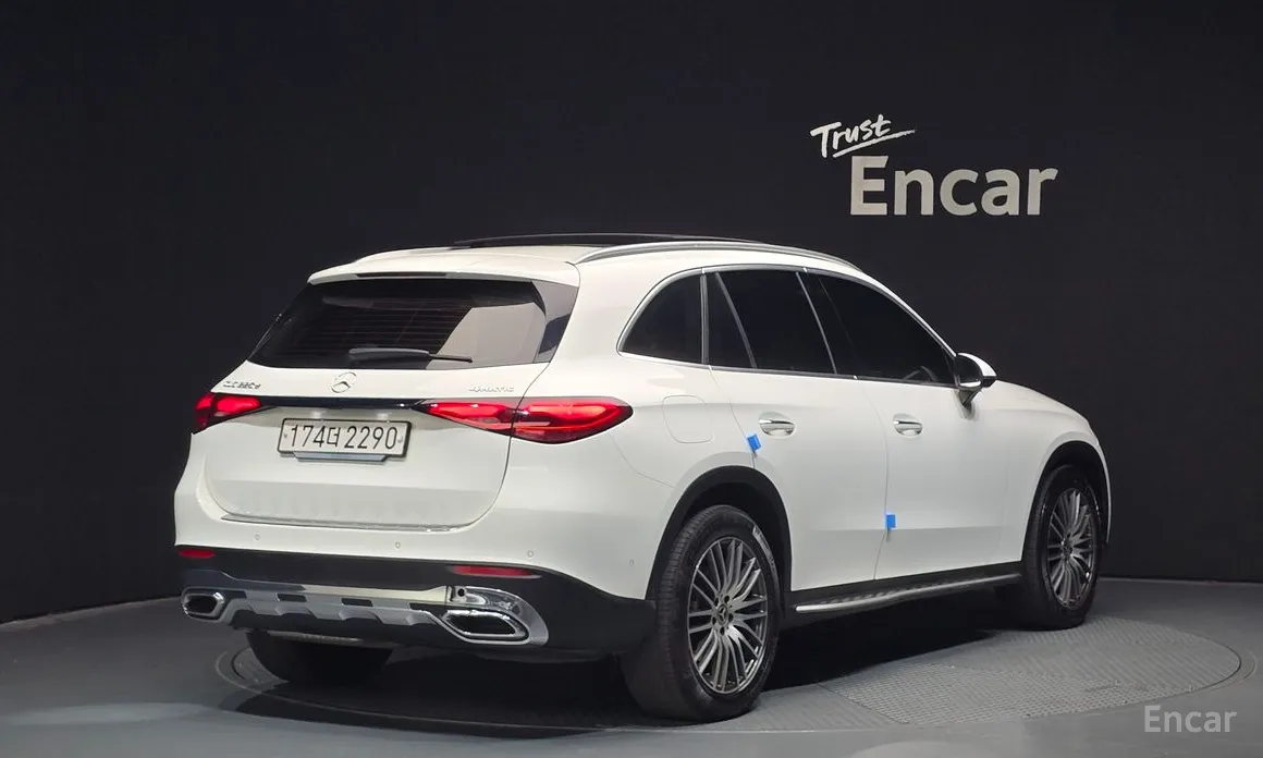 Mercedes-Benz GLC-Class 2023 GLC220 d 4MATIC