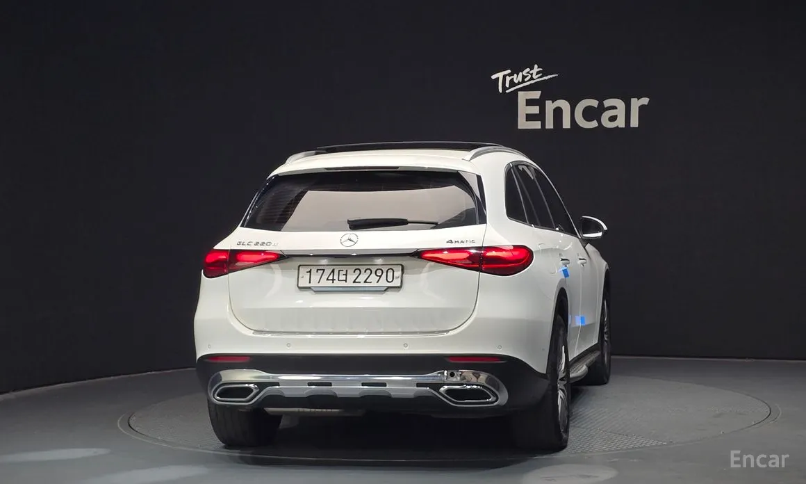 Mercedes-Benz GLC-Class 2023 GLC220 d 4MATIC