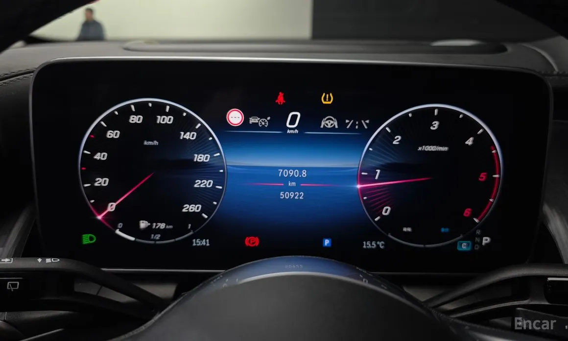 Mercedes-Benz GLC-Class 2023 GLC220 d 4MATIC