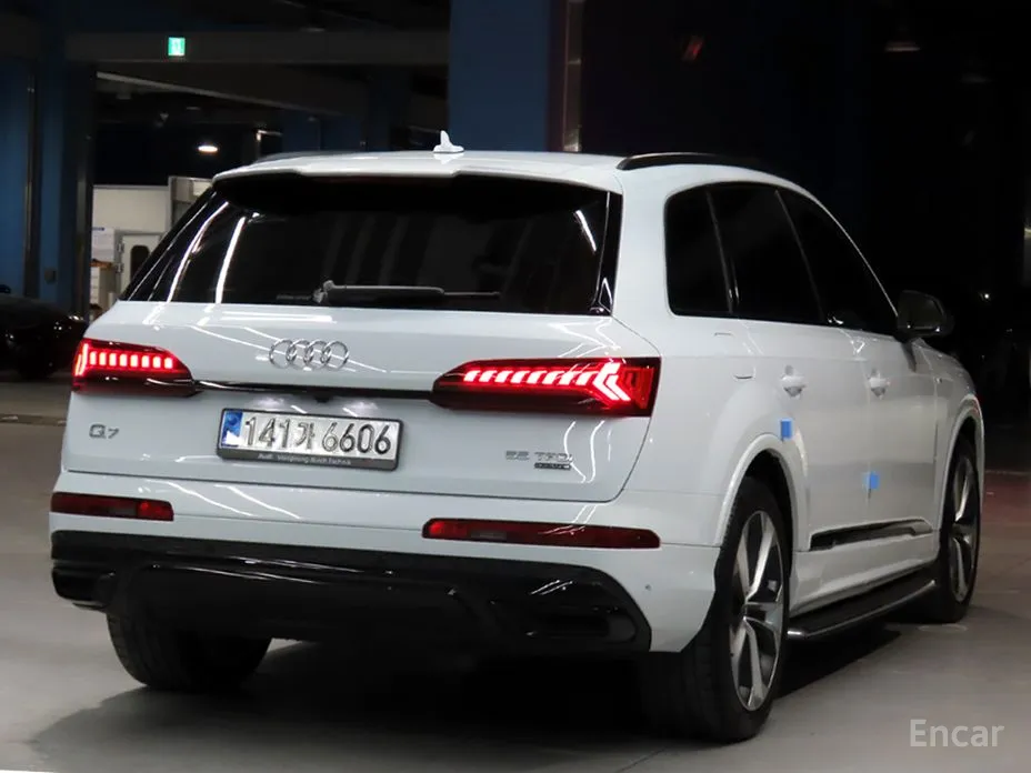 Audi Q7 2016 55 TFSI Quattro Premium