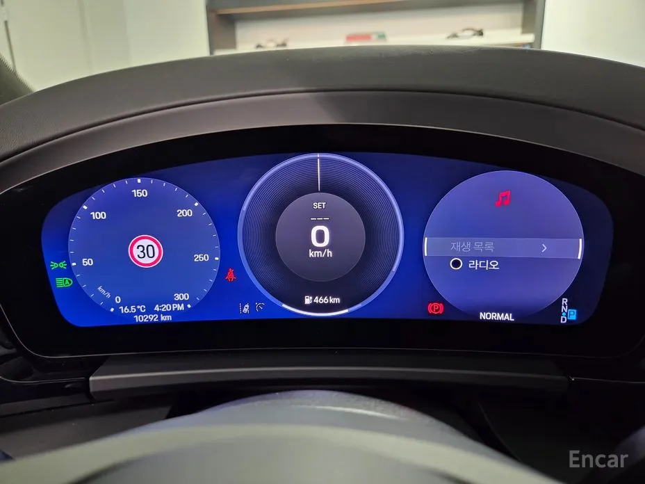 Porsche Macan 2024 Base 4