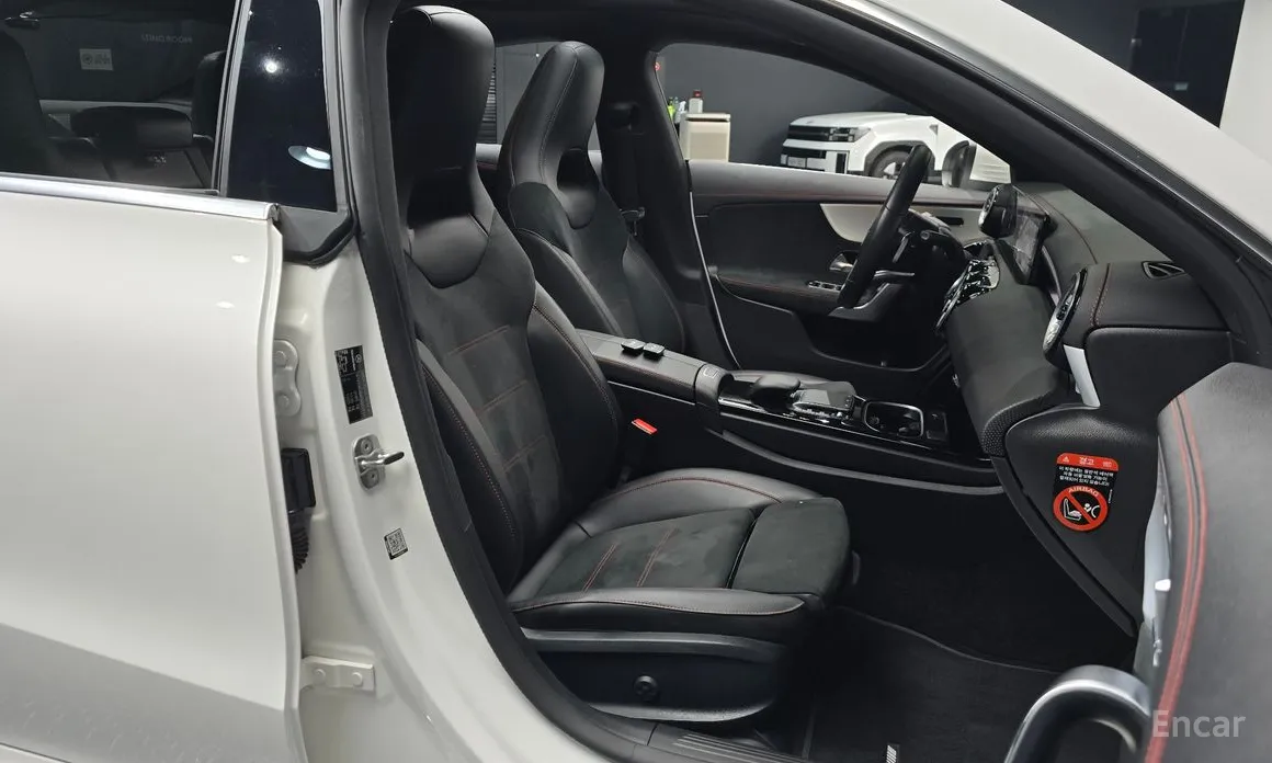 Mercedes-Benz CLA-Class 2020 CLA250 4MATIC