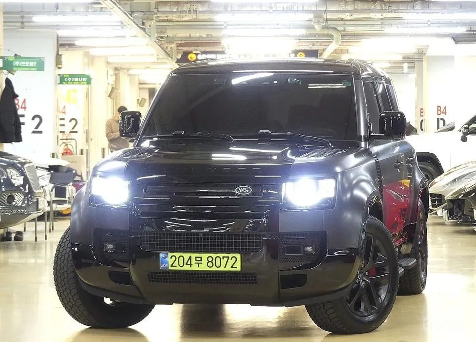 Land Rover Defender 2020 110 P400 X